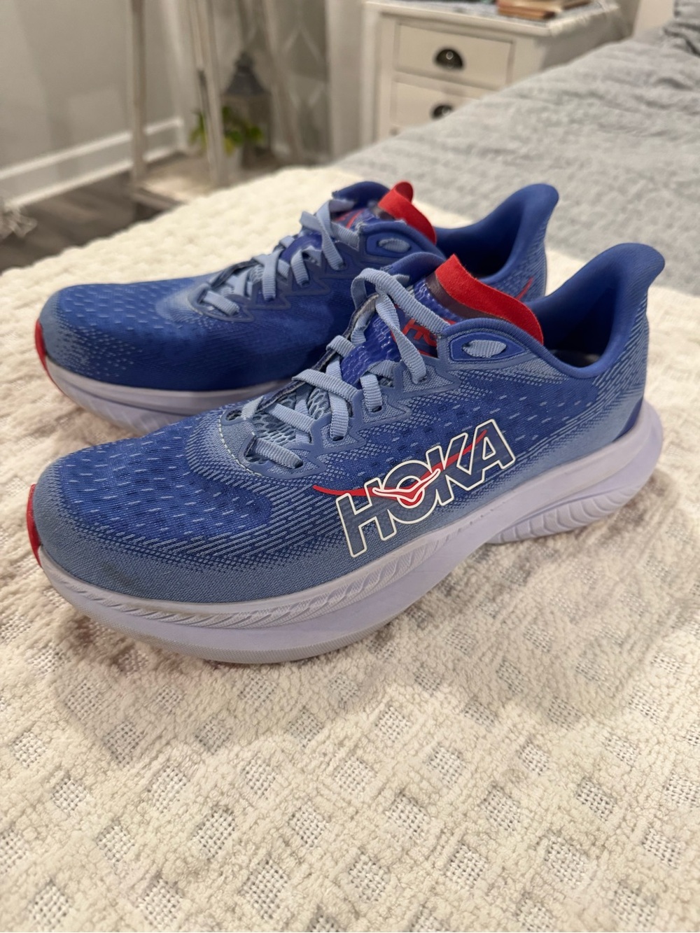 Hoka Women’s Mach 6, Sz 9.5